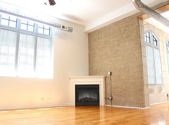 5th image of 4545 S Drexel Blvd Unit 1C