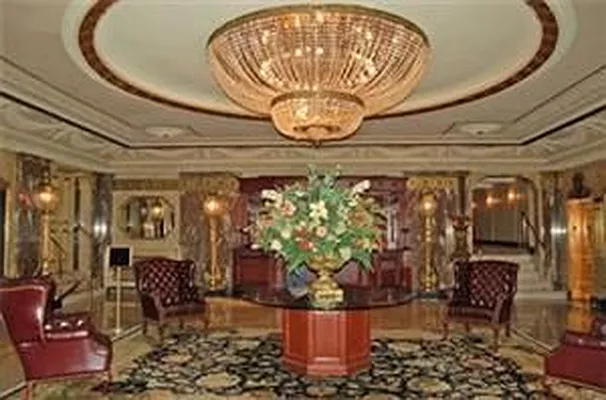 Sold by Douglas Elliman | media 23