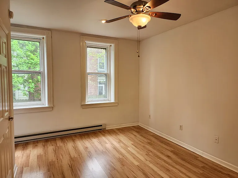 1113 E. King St. — Photo 5