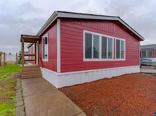2151 Three Lakes Rd SE Unit 14, Albany, OR 97322