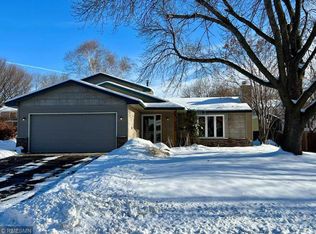 9246 Shenandoah Ln N, Maple Grove, MN 55369