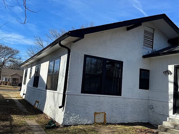 4th image of 306 N 17th St