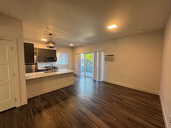 2nd image of 2772 E 31st Ave #104