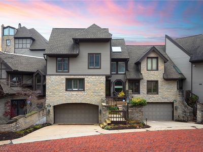 410 Darbys Run #11, Bay Village, OH, 44140