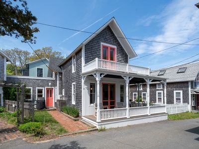8 Rock Ave, Oak Bluffs, MA, 02557