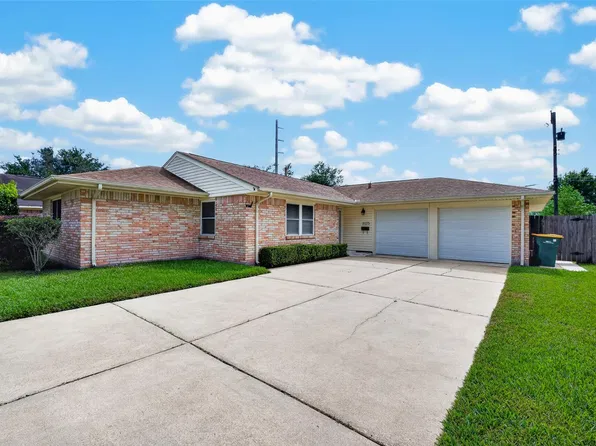 3125 Mar Ann Dr, La Marque, TX 77568