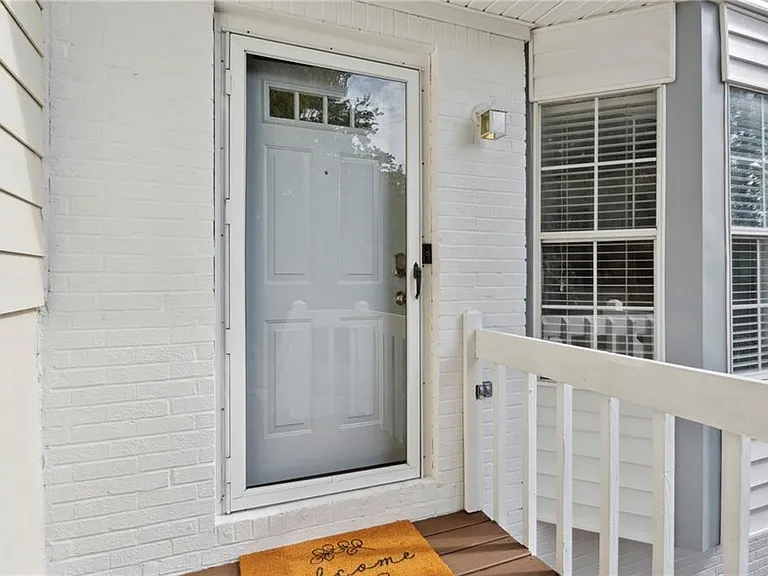 5212 Laurel Bridge Dr SE — Photo 3
