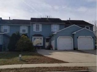 69 Oakcrest Ln, Westampton, NJ 08060