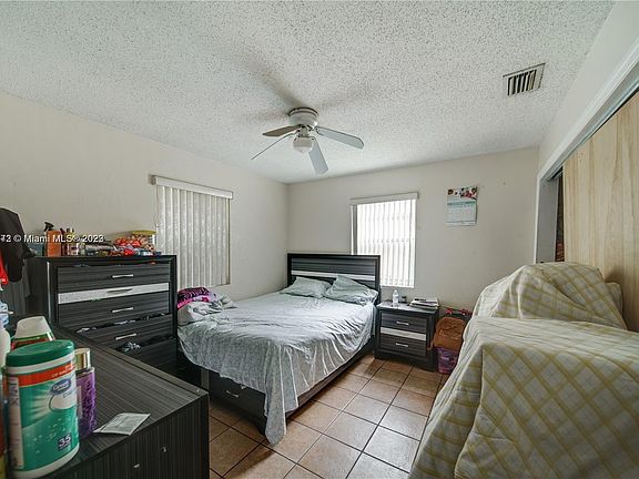 3rd image of 2051 NE 167th St