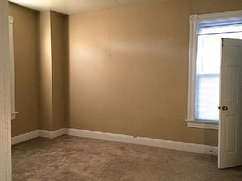 5th image of 3704 Isabella Ave #1