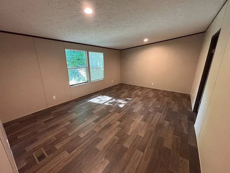 111-13 High Ridge Ct — Photo 4