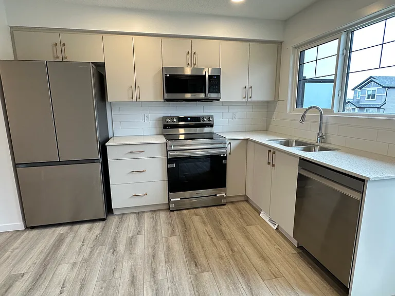 1164 Aster Blvd NW — Photo 12