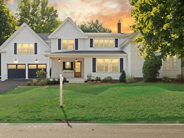 221 Center St, North Easton, MA 02356