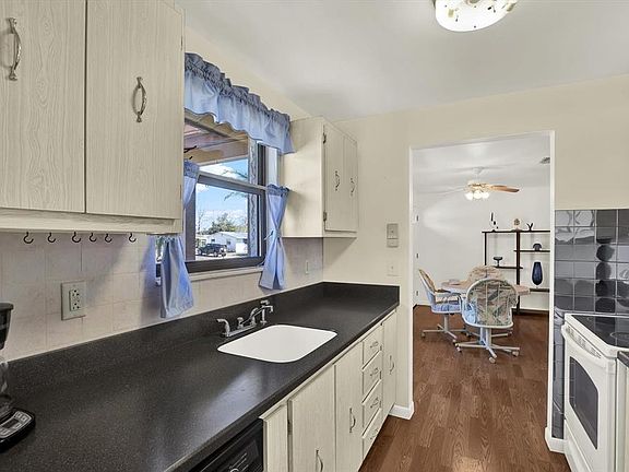 5th image of 4357 Cartee Ave