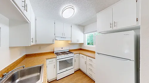 980 Ignacio Blvd #14 Photo 1