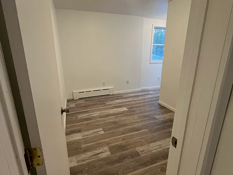 335 1st St #1 — Photo 5
