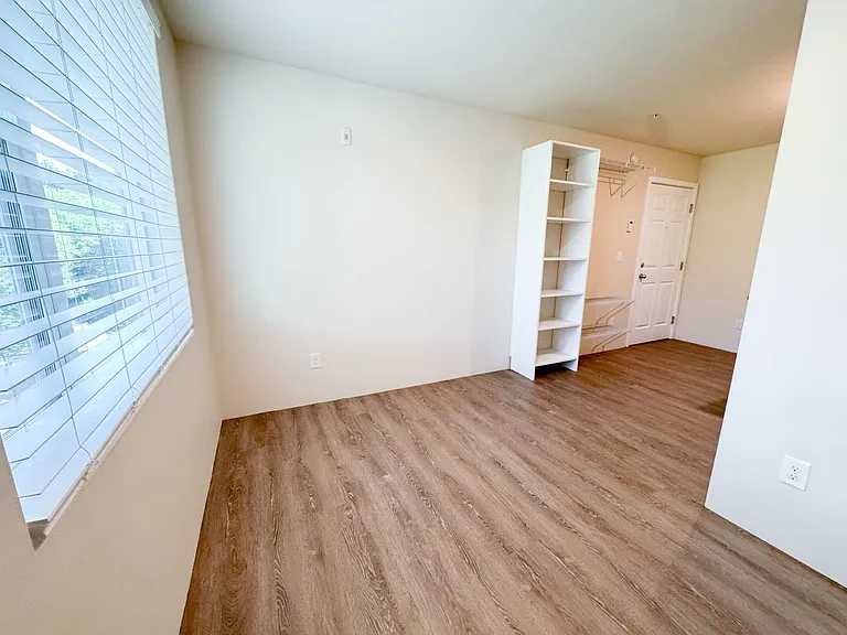 Vision 5 Apartments — Photo 54