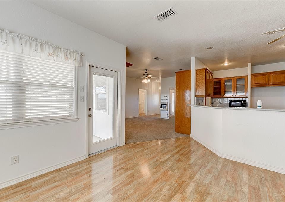 1st image of 2300 County Road 302