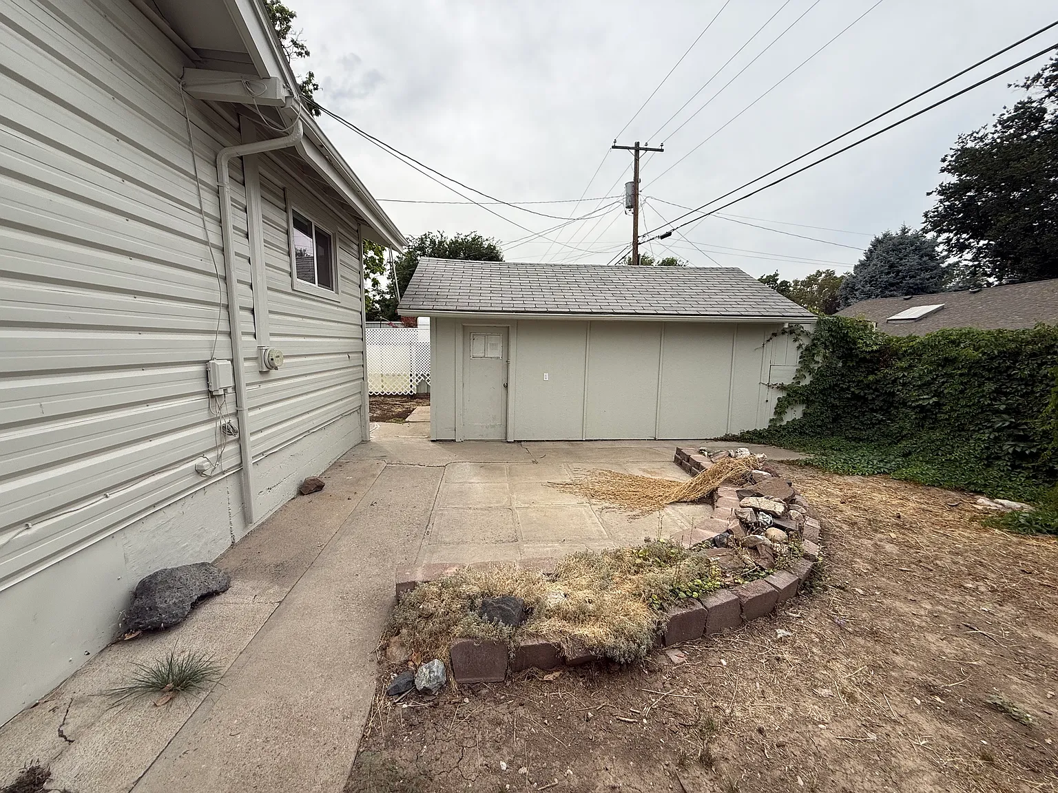 2 bed, 1400 sqft, $2,000 — Photo 3