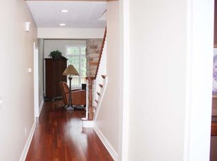 5656 Heathrow Dr, Powell, OH 43065