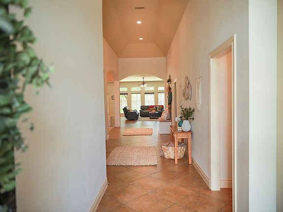 Large entryway 