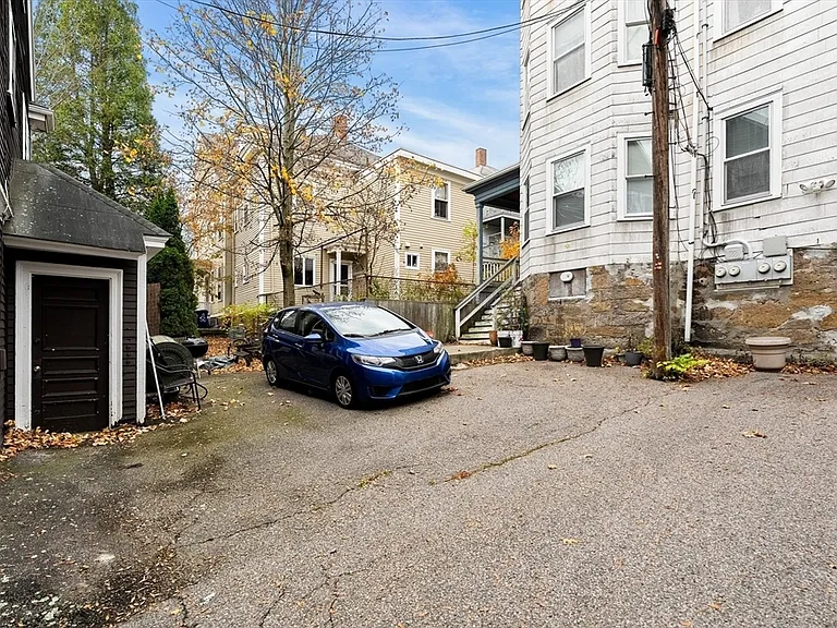 23 Burr St #2 — Photo 13