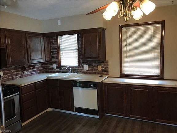 5th image of 531 Forsythe Ave