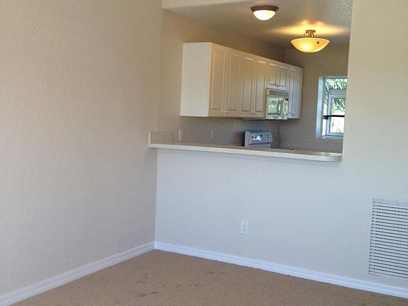 5th image of 623 Ocean Park Ln #244