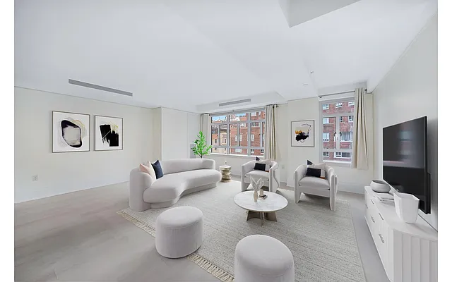Rented by Douglas Elliman | media 16