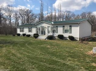 3215 Gorge Rd SW, Dellroy, OH 44620