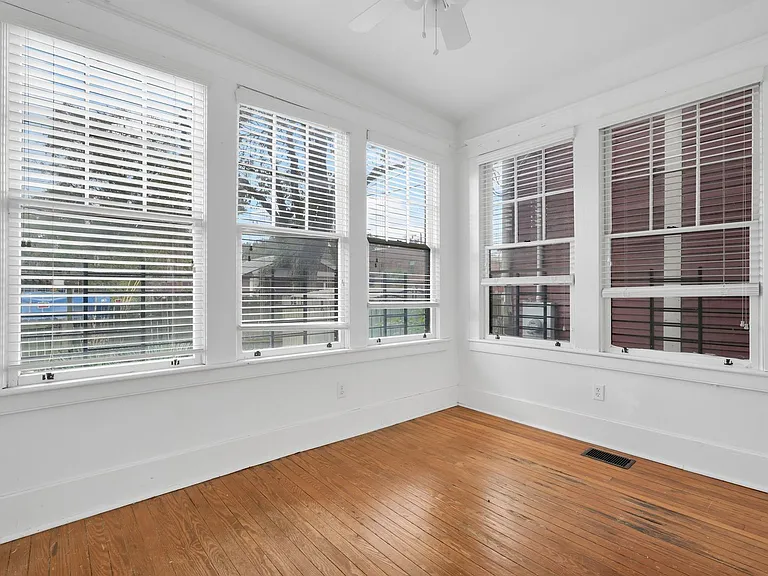 2234 Whitaker St — Photo 27