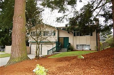 Superb TENANT!! Delightful home! Terrific investment opportunity...