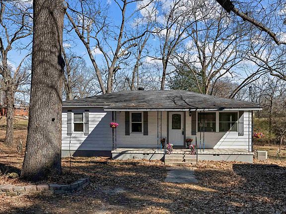 2nd image of 2200 Chatfield Rd