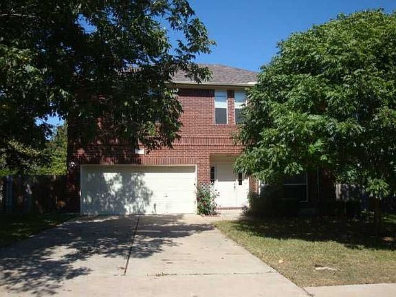 2nd image of 2912 Winchester Dr