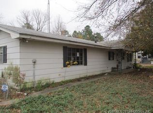 330 Kiamichi Rd, Eufaula, OK 74432
