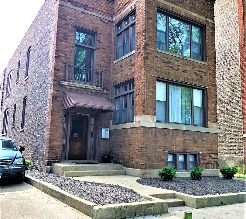 1st image of 4152 N Mozart St
