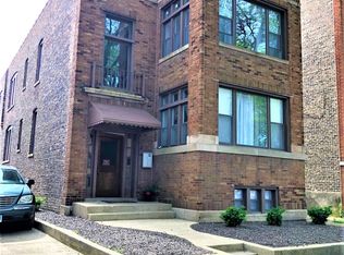 4152 N Mozart St, Chicago, IL 60618