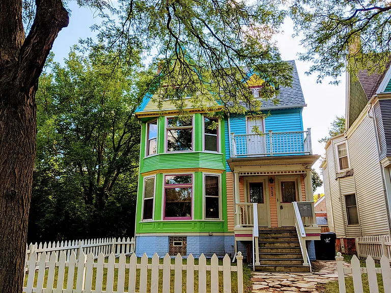 4724 Avery St — Photo 1