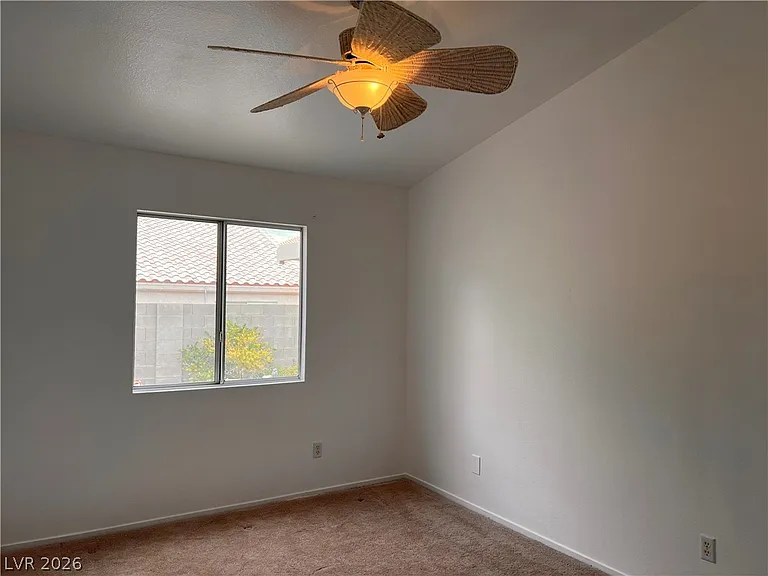 9316 Mountain Range Ave — Photo 6