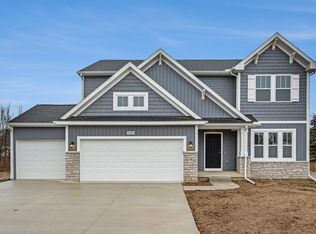 5589 Paxton Ct, Portage, MI 49024