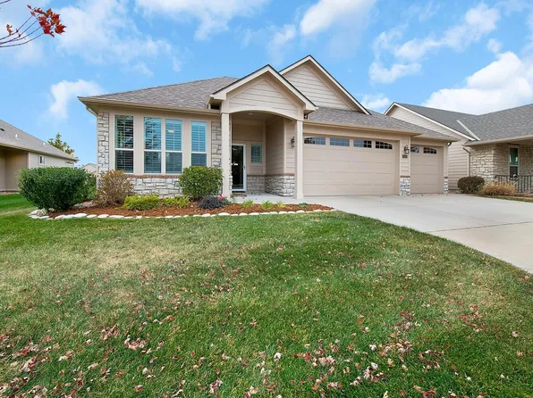 4785 N Indian Oak St, Bel Aire, KS 67226