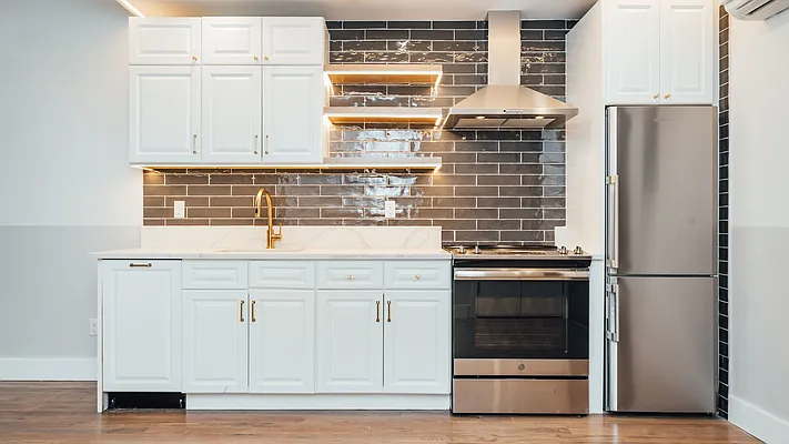 Rented by Nooklyn NYC LLC | media 58