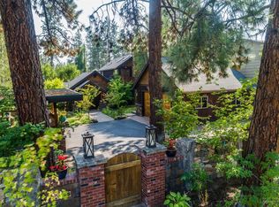 1595 NW Galveston Ave, Bend, OR 97703