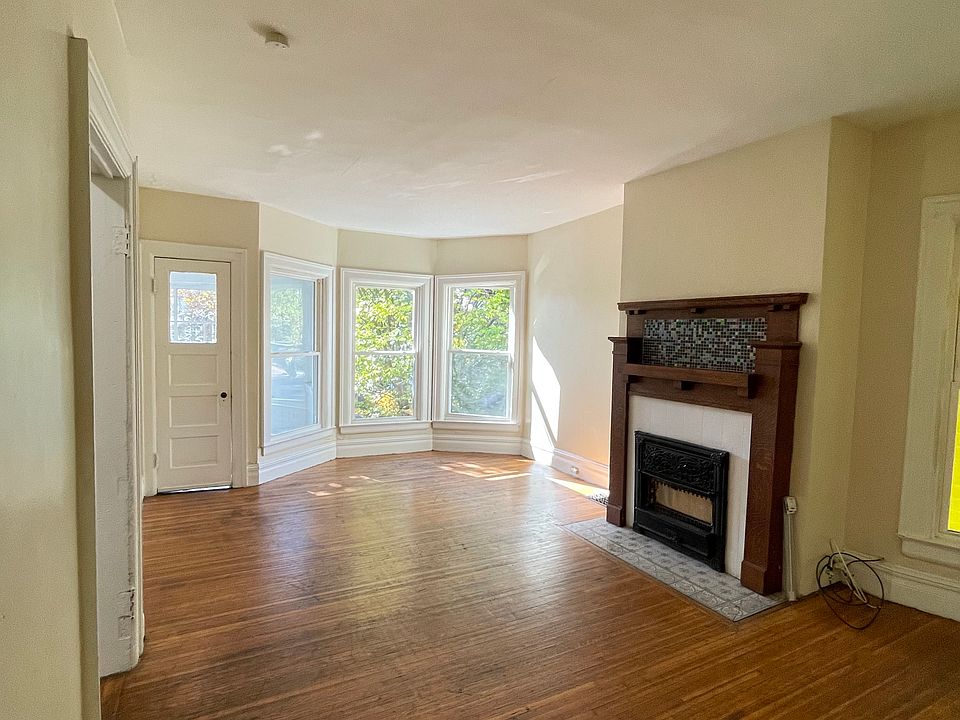 1st image of 251 Lexington Ave #3