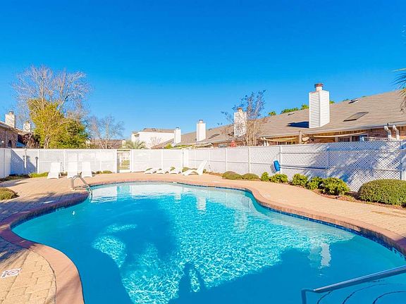 3rd image of 5051 Grande Dr APT I3