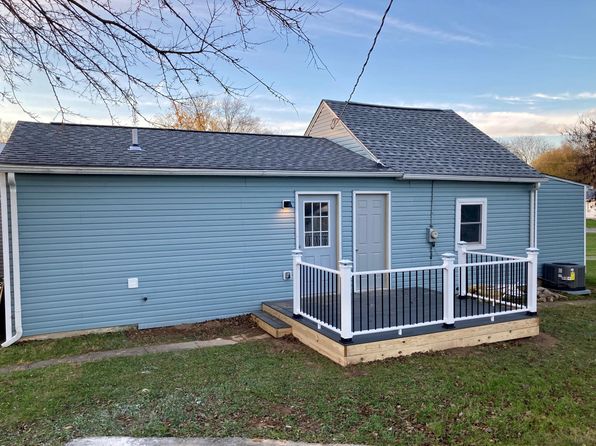 708 Lewis Ave