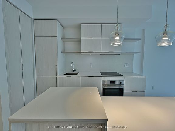4th image of 197 Yonge St #1907