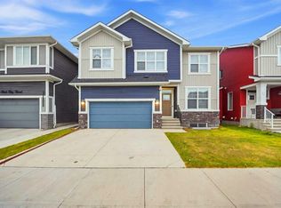 53 SE Red Sky Rd NE, Calgary, AB T3N 1R1