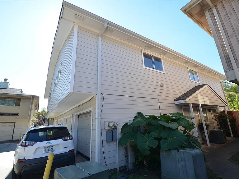 5993 Allday Dr #B — Photo 44