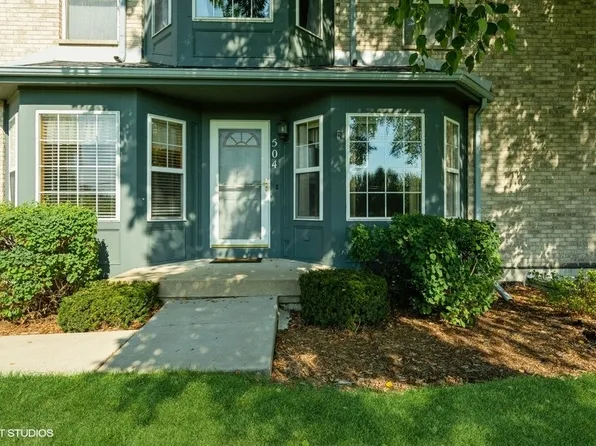 504 Kresswood Dr #504, McHenry, IL 60050